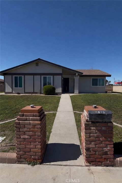 Photo of 4613 Mccray St, Bakersfield, CA 93308 (MLS # RS26051392)