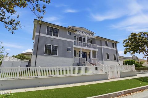Photo of 7214 McCool Avenue, Los Angeles, CA 90045 (MLS # P1-27172)