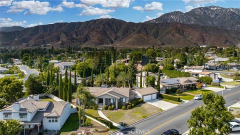 Photo of 2421 Cliff Road, Upland, CA 91784 (MLS # CV26087985)