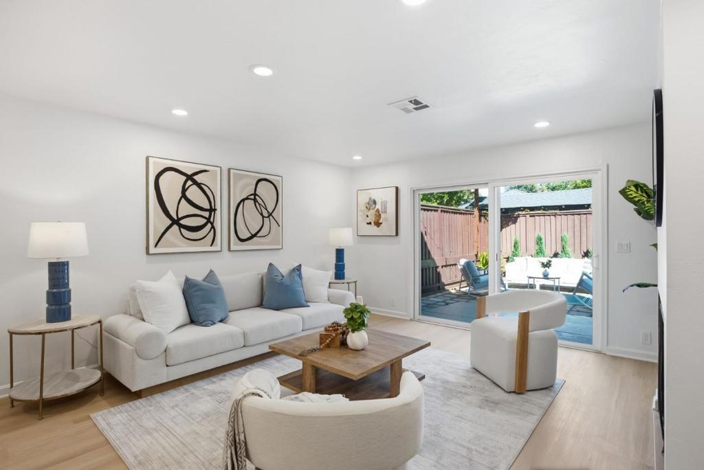 633 Forest Avenue