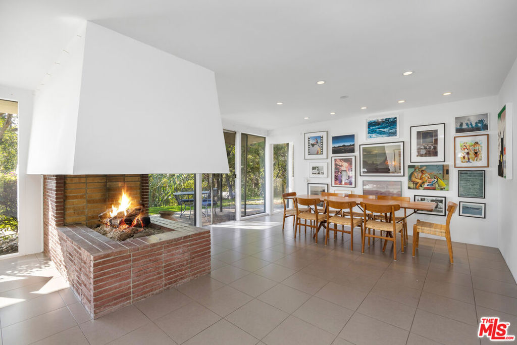 765 N Tigertail Road