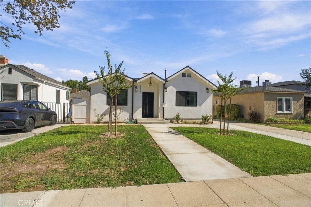 1106 N Florence