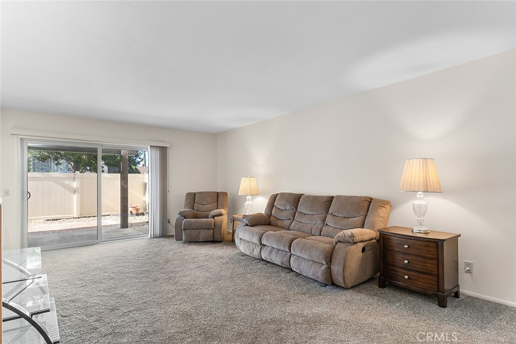 834 E Pepper Tree Drive