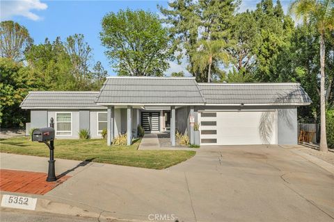 Photo of 5352 Orrville, Woodland Hills, CA 91367 (MLS # SR26012175)