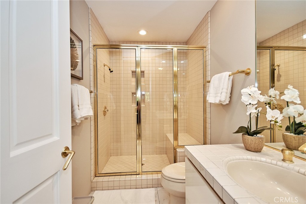 Desert Horizons C.C. (32505) - Residential