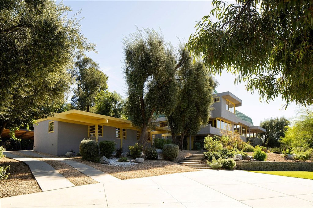 19950 Collier Street