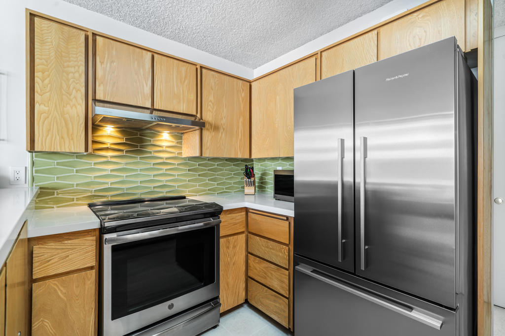 Sandpiper Palm Deser - Residential