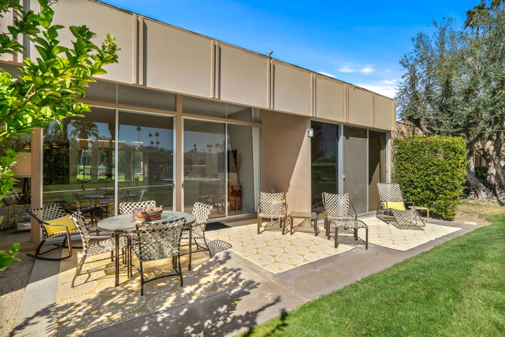 Sandpiper Palm Deser - Residential
