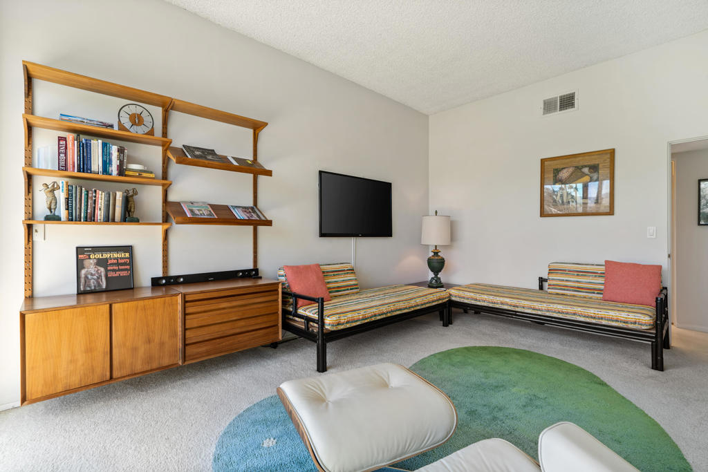 Sandpiper Palm Deser - Residential