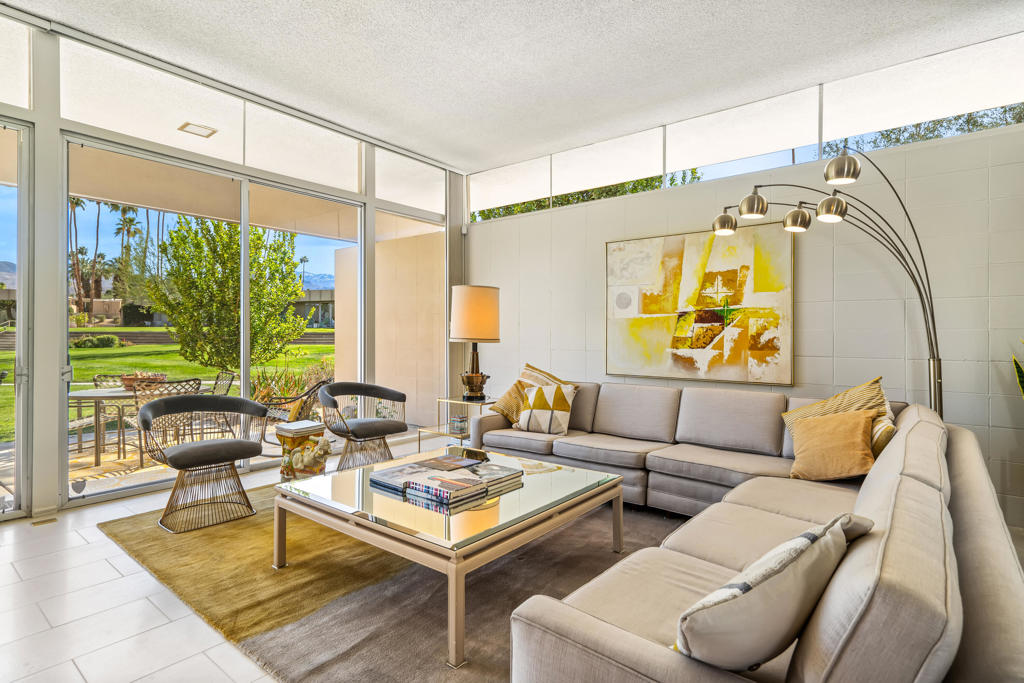 Sandpiper Palm Deser - Residential