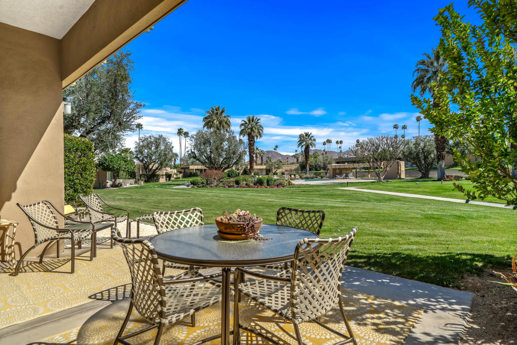 Sandpiper Palm Deser - Residential