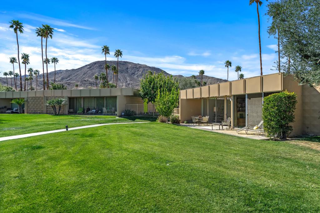 Sandpiper Palm Deser - Residential
