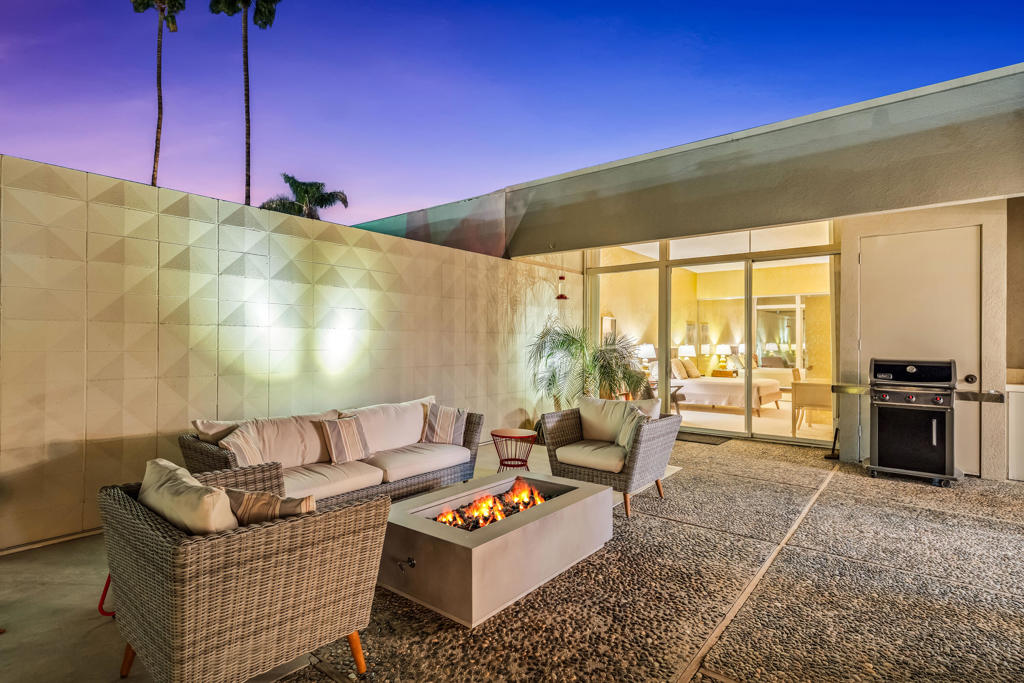 Sandpiper Palm Deser - Residential