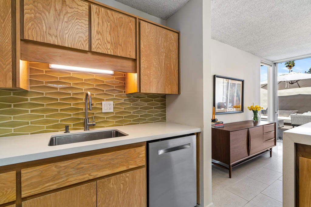Sandpiper Palm Deser - Residential