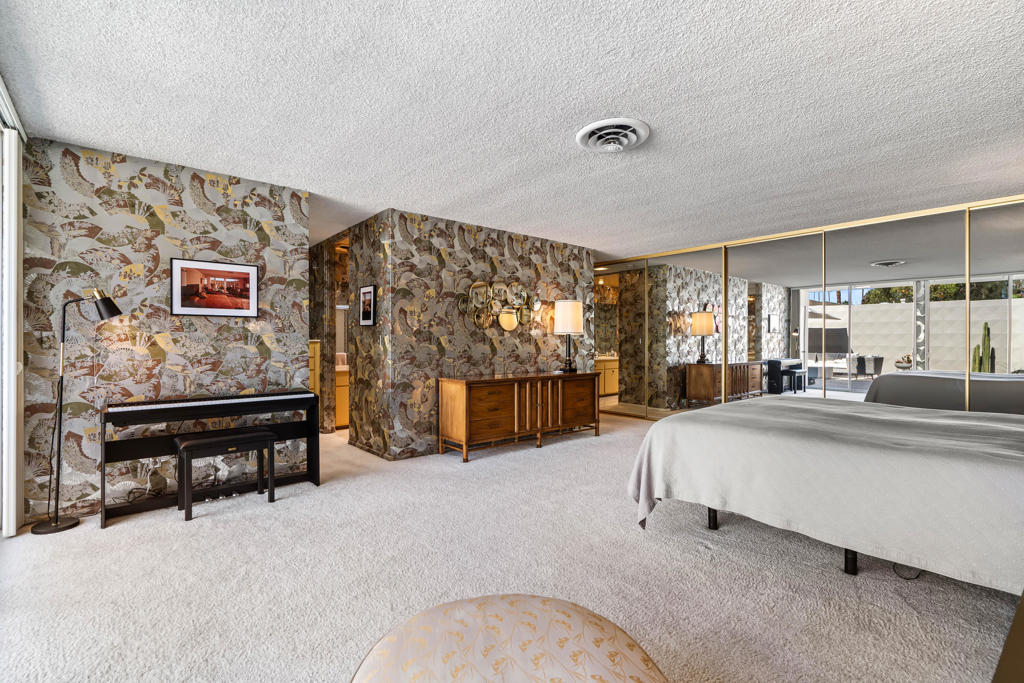 Sandpiper Palm Deser - Residential