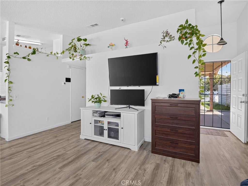 23595 Ashwood