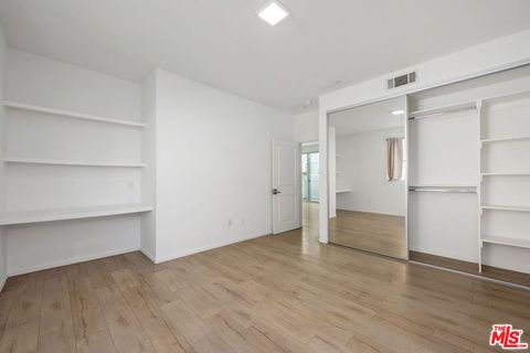 Tiny photo for 1183 CRENSHAW Boulevard #202, Los Angeles, CA 90019 (MLS # 25618847)