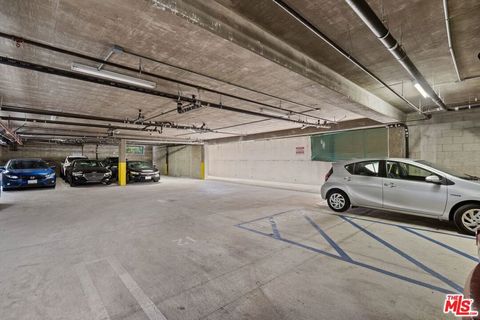 Tiny photo for 1183 CRENSHAW Boulevard #202, Los Angeles, CA 90019 (MLS # 25618847)