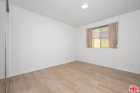 Tiny photo for 1183 CRENSHAW Boulevard #202, Los Angeles, CA 90019 (MLS # 25618847)
