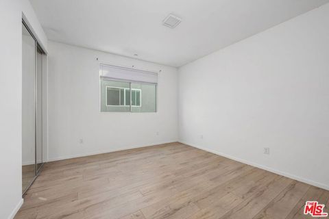Tiny photo for 1183 CRENSHAW Boulevard #202, Los Angeles, CA 90019 (MLS # 25618847)