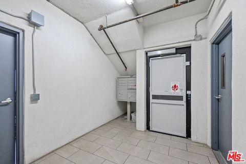 Tiny photo for 1183 CRENSHAW Boulevard #202, Los Angeles, CA 90019 (MLS # 25618847)