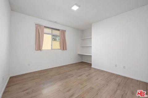 Tiny photo for 1183 CRENSHAW Boulevard #202, Los Angeles, CA 90019 (MLS # 25618847)