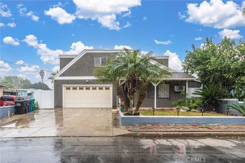 4865 Elm Avenue Long Beach CA 90805