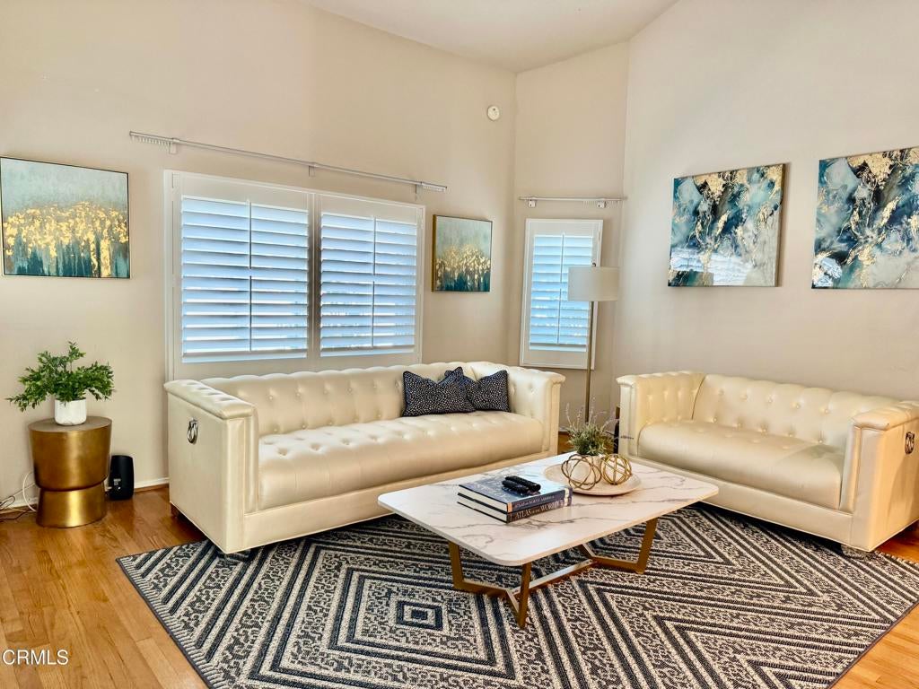 2411 S Fremont