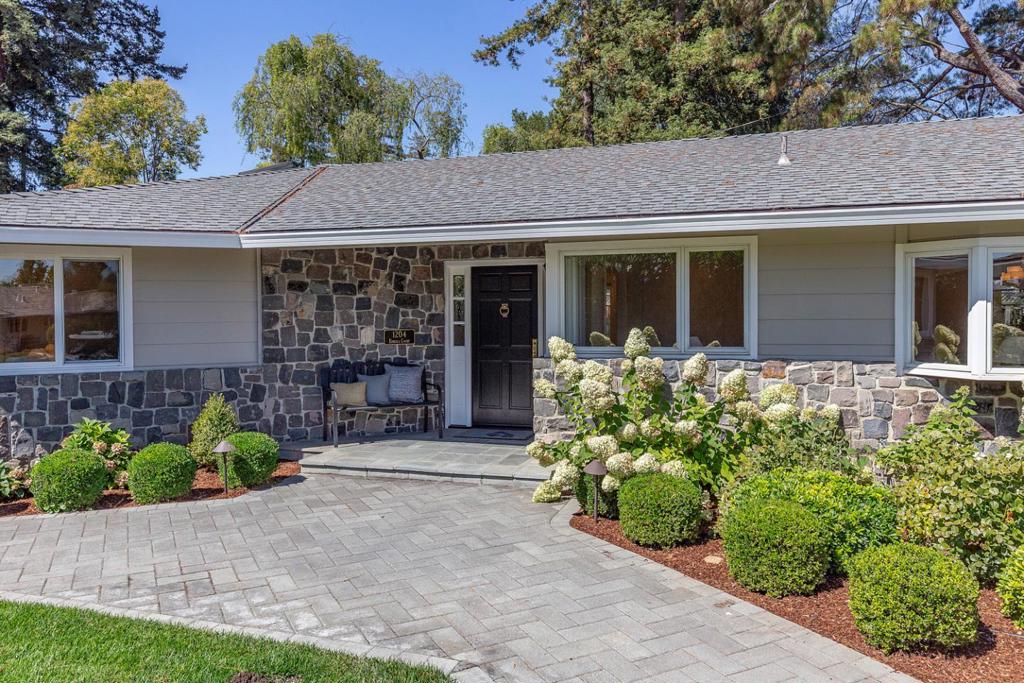 1204 Eureka Court