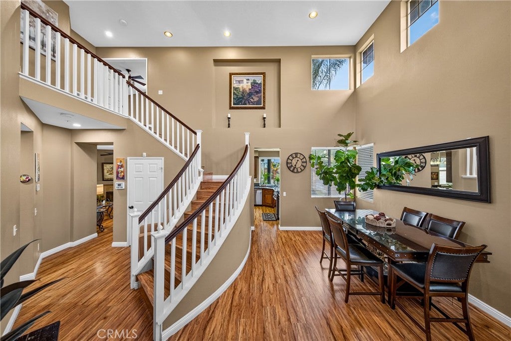 5561 Hunt Club Drive