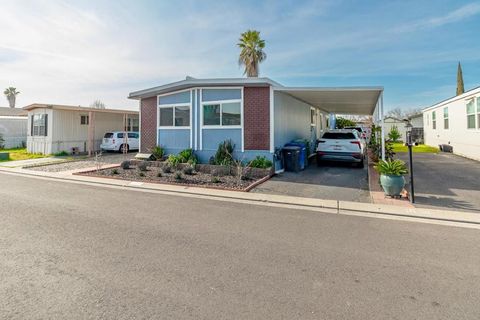 Photo of 2621 Prescott Road, Modesto, CA 95350 (MLS # ML82046494)