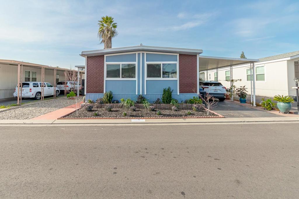 2621 Prescott Road 242