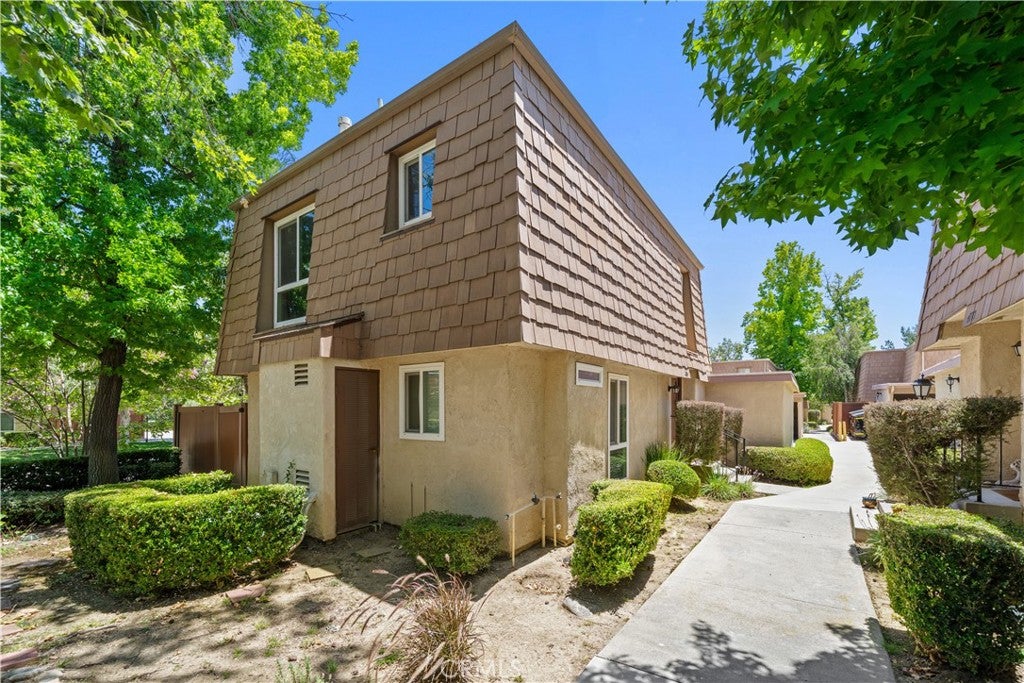 4131 Yankee DR, Agoura Hills CA 91301