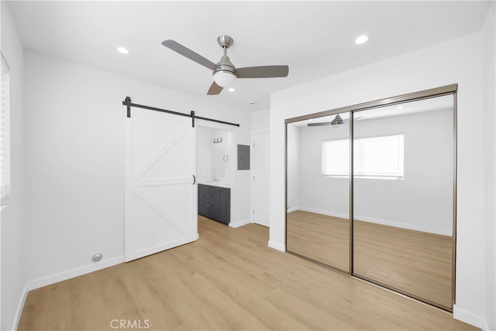 Wrigley Area (WR) - Residential Income
