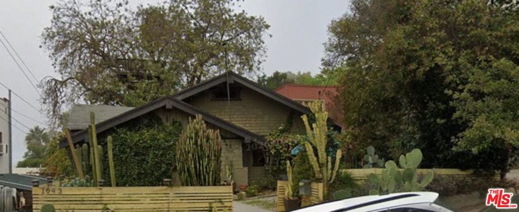 1643 Micheltorena Street