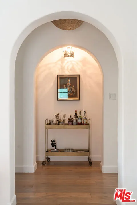 Santa Monica, California 90402, United States, 3 Bedrooms Bedrooms, ,3 BathroomsBathrooms,Residential,Active,228222