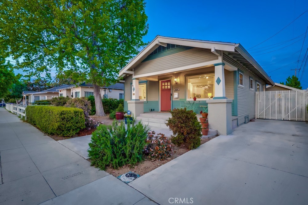 624 Termino Avenue