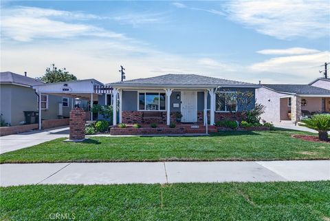 Photo of 5319 Kilgarry Ave, Pico Rivera, CA 90660 (MLS # TR26081851)
