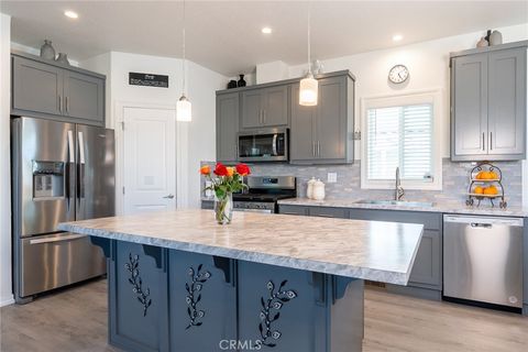 22221 Bloomfield Avenue 47 Cypress CA 90630