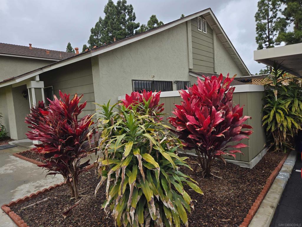 Move in ready, single story, coveted end unit townhome. No neighbors on top, bottom and 2 sides of the home, offering exceptional privacy and comfort. Home is very clean, but no appliances. Lamented and tile floors. There 2 patios located off the living room and off the master bedroom. There 2 parking spaces No. 42