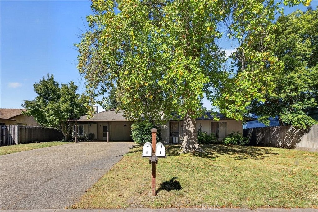 3403 Silverbell