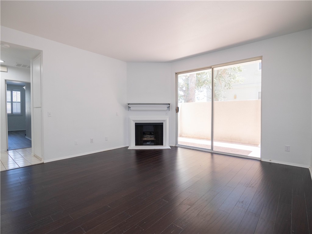 2823 W Ave K-12