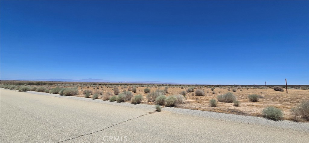 Owner will carry, Any credit ok!
Roosevelt area.
10.4k flat lot surrounded by beautiful mountain views, Paved street & services at street (Buyer to verify with the county). The Convenience of country living makes this parcel ideal and yet surrounded by nature. Close to power and other existing homes.
Address is just approximate. Stakes at corners are there to just give an idea (Not survey marks) We have many others