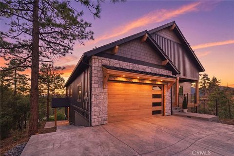 Photo of 455 Tanglewood, Big Bear City, CA 92314 (MLS # JT26077708)