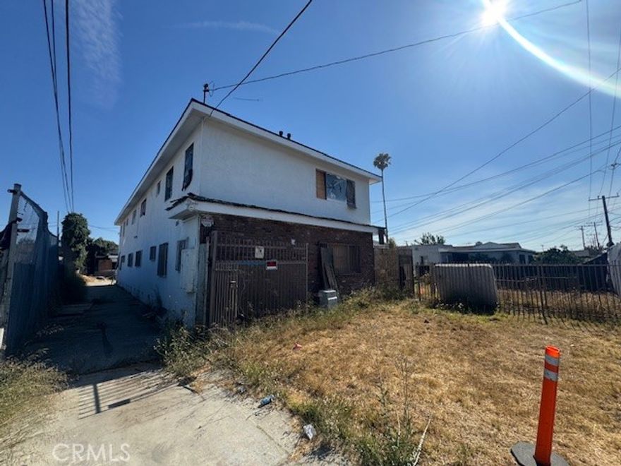 Prime Inglewood 6-Unit Investment Opportunity – All Vacant, Huge ROI Potential!



Attention investors, developers, and seasoned fix-and-flip pros – this is the project you’ve been waiting for! Located in the heart of prime Inglewood, this six-unit apartment building offers an incredible opportunity for a full-scale renovation with tremendous upside potential. Each of the 6 spacious units features 2 bedrooms and 2 bathrooms, giving you a solid foundation to reimagine and modernize for maximum rental income. The property includes 7 parking spaces with a carport, and there’s even potential to add an ADU for additional revenue.



All units are vacant, providing a rare blank canvas with no relocation hurdles—perfect for a streamlined rehab project. Location highlights:

Adjacent to the 105 Freeway for quick commuter access, Minutes from SoFi Stadium, Kia Forum, Hollywood Park, and the upcoming Intuit Dome, Close to Dockweiler Beach for that coastal lifestyle appeal, Surrounded by a thriving rental market with strong tenant demand!



This property is a golden opportunity for those ready to roll up their sleeves and transform it into a cash-flowing gem. With its unbeatable location and potential for significant value-add, the return on investment here is hard to beat. Seize this rare chance to make your mark in one of L.A.’s hottest markets—Inglewood is booming, and so can your portfolio!