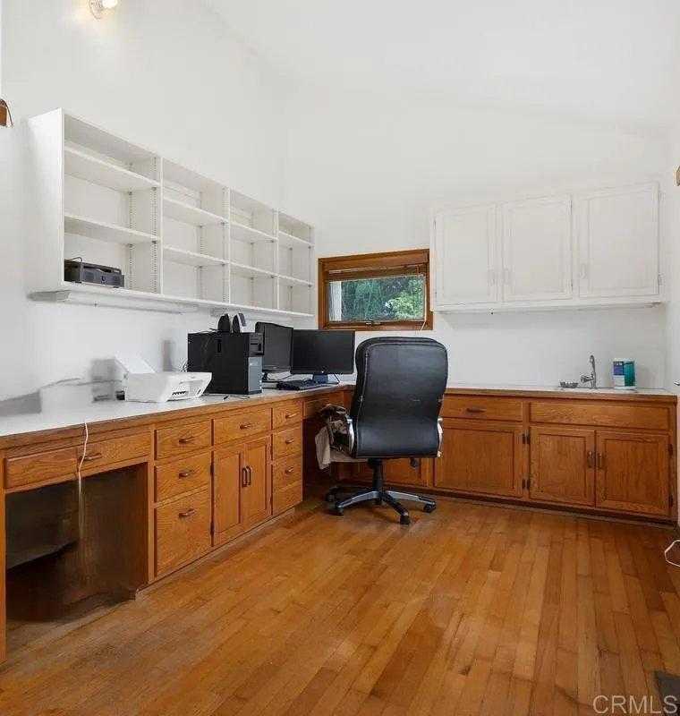 Fallbrook, California 92028, United States, 5 Bedrooms Bedrooms, ,2 BathroomsBathrooms,Residential,Active,224809