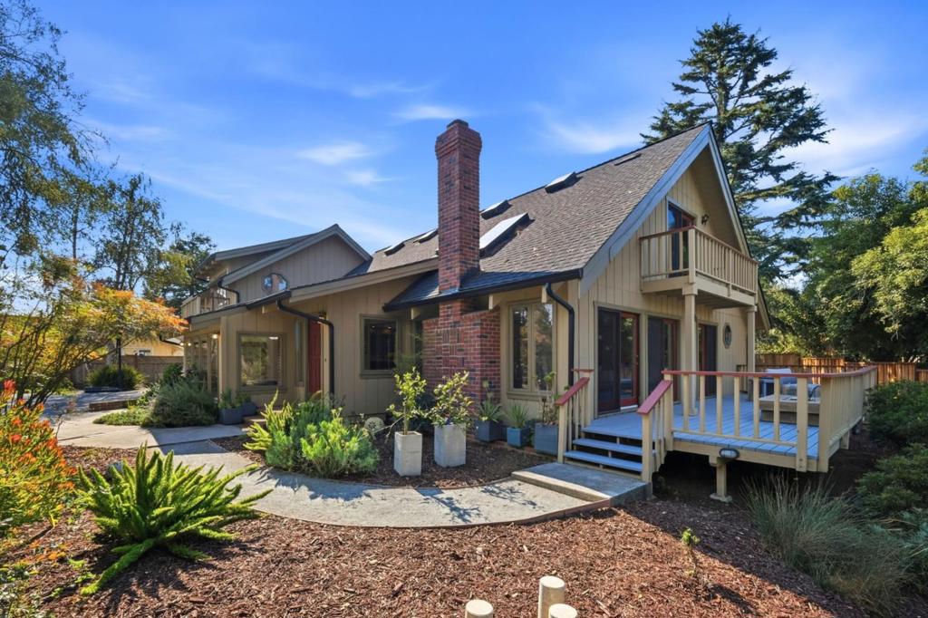 135 Seabreeze Place