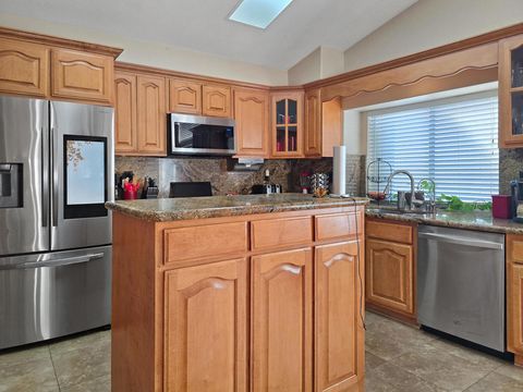 Photo of 79320 Desert Stream Drive, La Quinta, CA 92253 (MLS # 219138628DA)