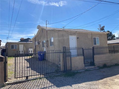 Photo of 515 Clark St, Barstow, CA 92311 (MLS # HD26039130)