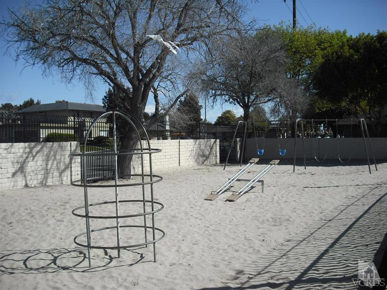 766 W Hemlock Street